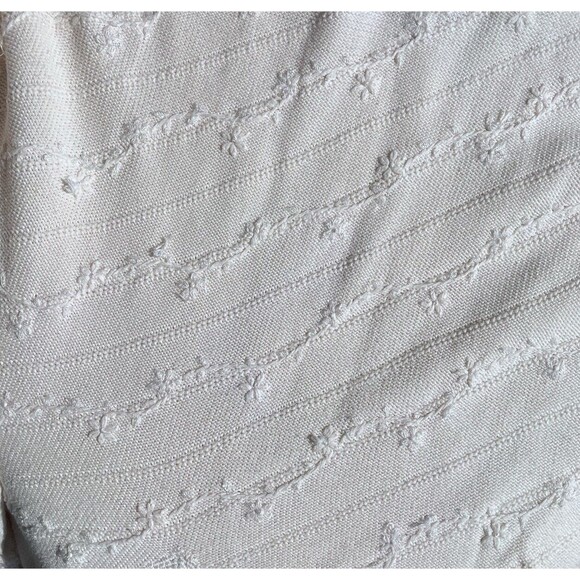 Vintage Laura Ashley Cream Embroidered Floral Cotton Blend Sweater Cottagecore L - Picture 4 of 11